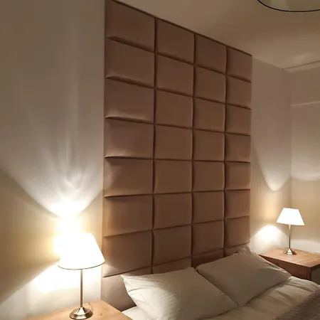 Apartment Platinium 19 *